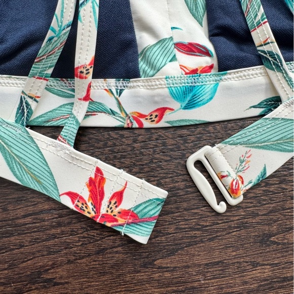 SKYE Bikini - Tropical Print - Picture 3 of 7